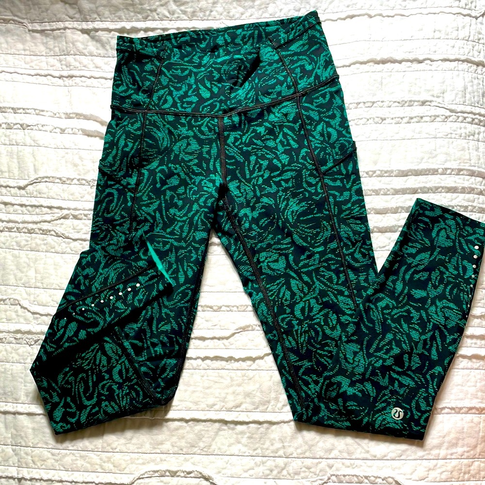 Lululemon Yoga Pants size 4